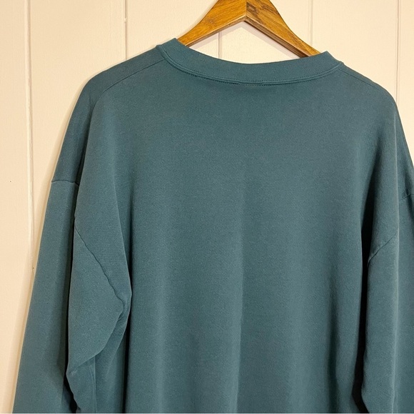 Vintage Green 90's Pinecone Crew Neck Sweater. - Picture 5 of 6
